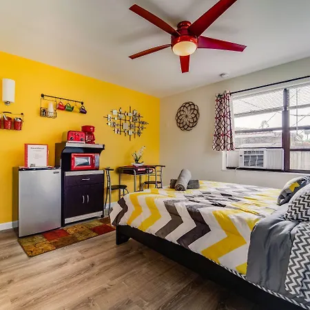 Hainsley Apartments - Walk To Wilton Drive Fort Lauderdale Room photo